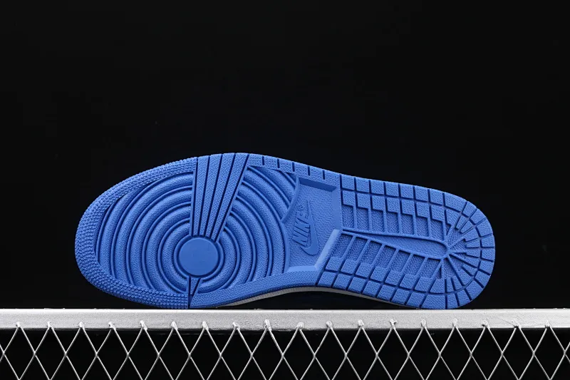 All categories Air Jordan Jordan series basketball shoes Air Jordan 1 Mid Air Jordan 1 Mid AJ1 Joe 1 mid-top black and blue basketball shoes 554724-068